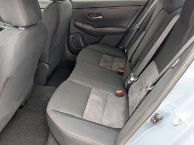 2025 Nissan Sentra SR CVT