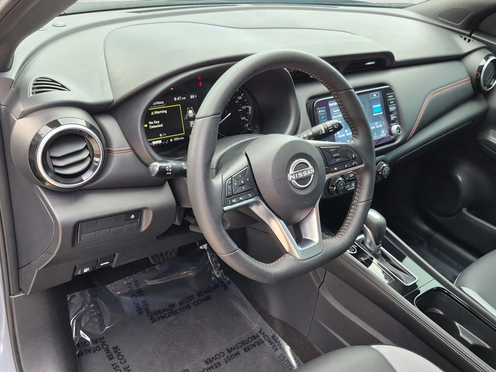 2023 Nissan Kicks SR FWD