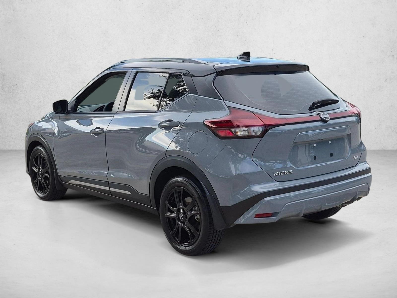 2023 Nissan Kicks SR FWD