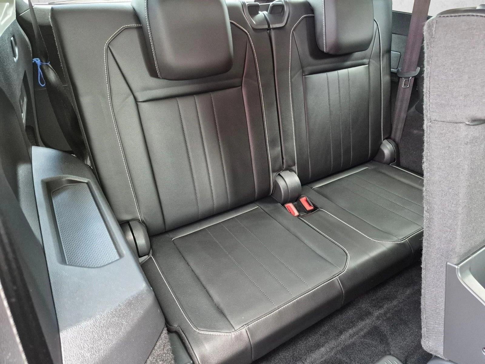 2022 Volkswagen Tiguan 2.0T SE FWD