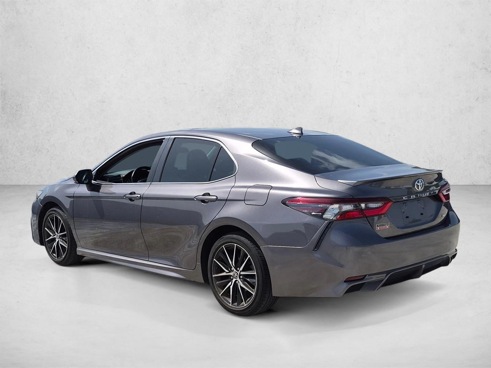 2024 Toyota Camry SE Auto (SE)