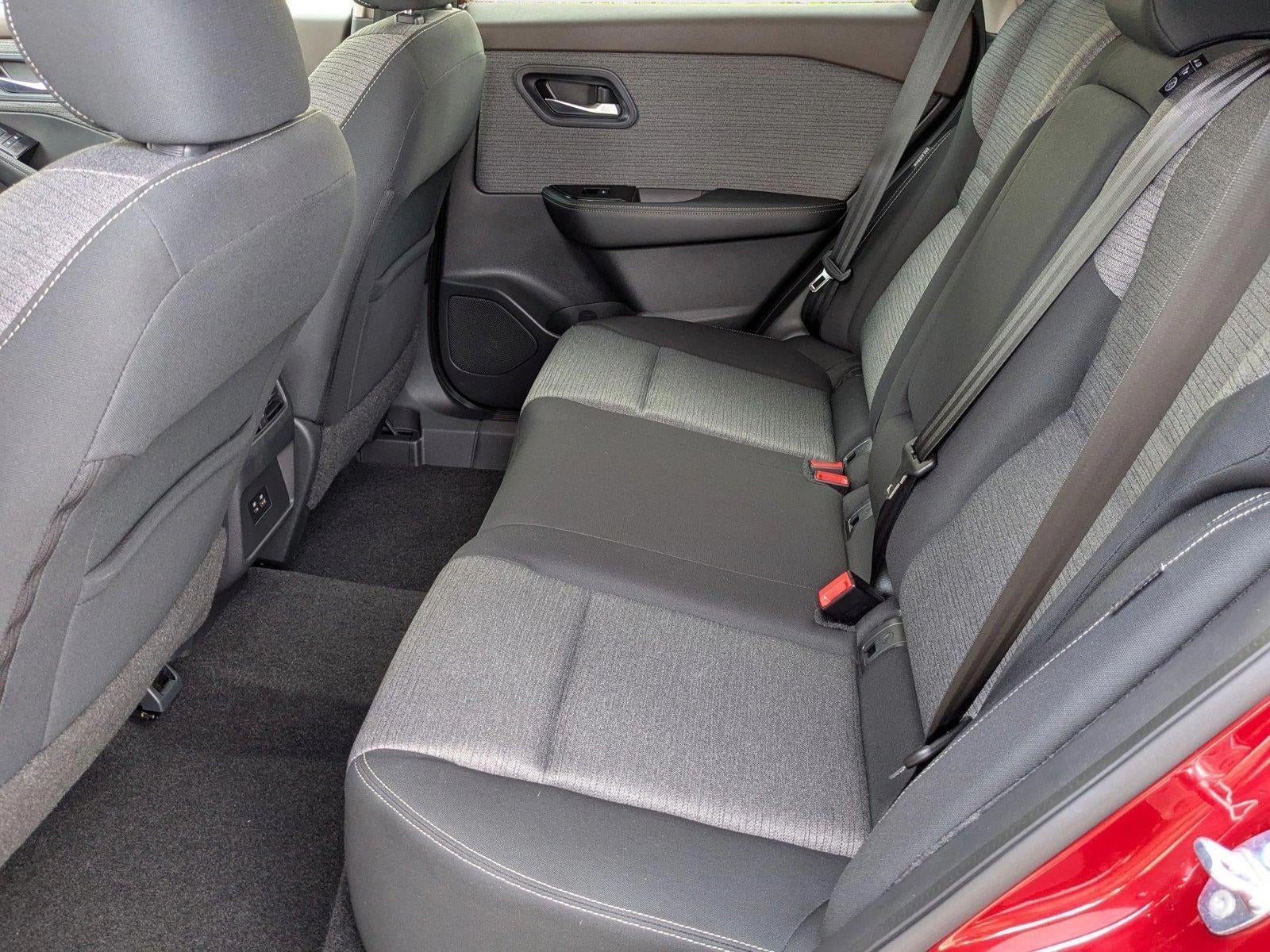 2022 Nissan Rogue FWD SV