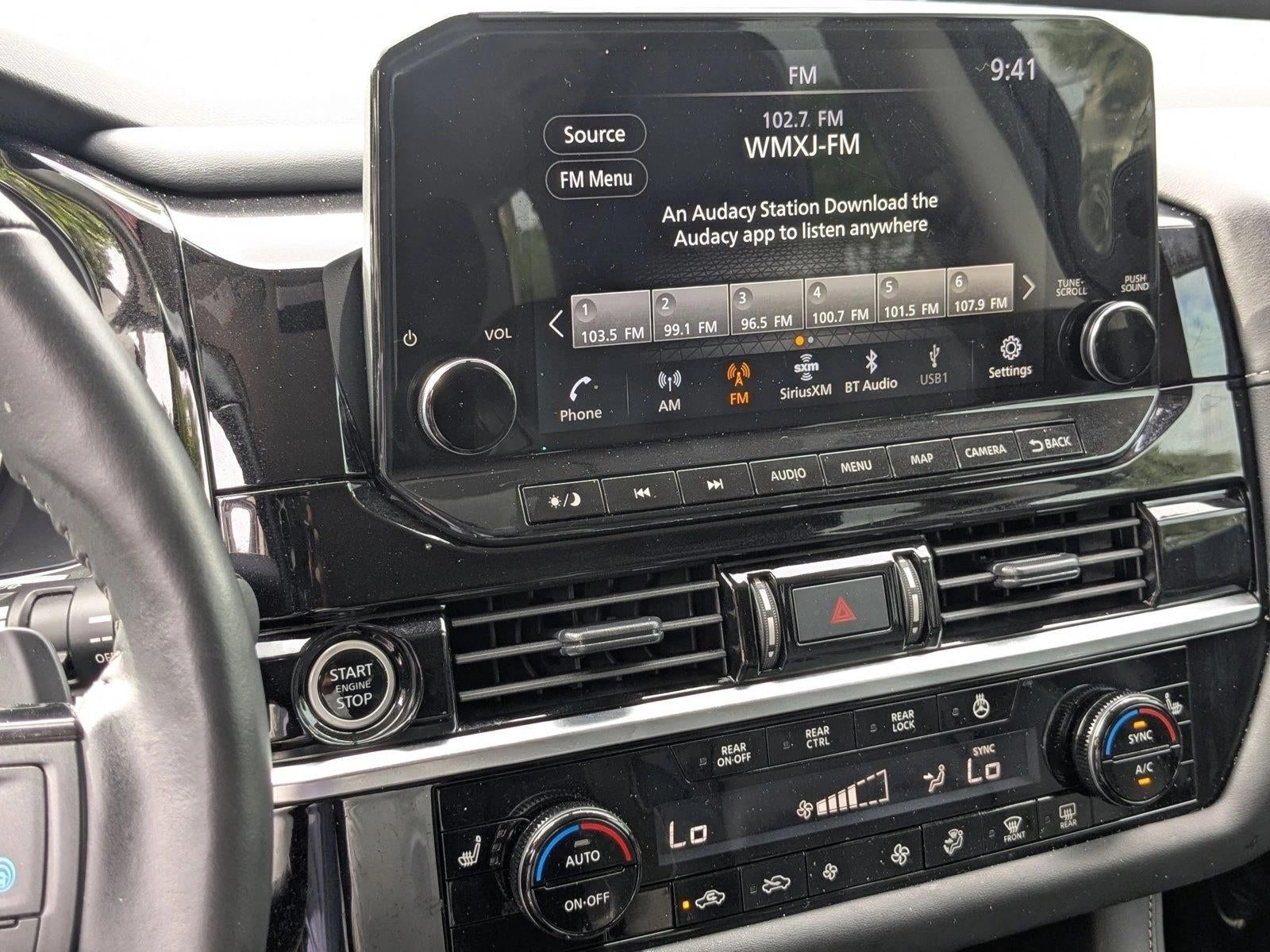 2024 Nissan Pathfinder SL 2WD