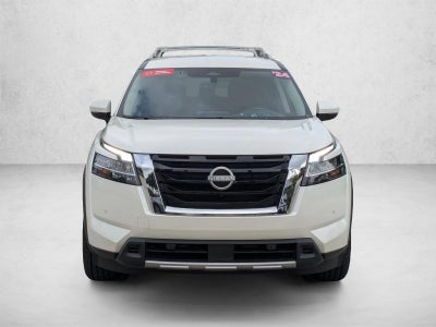 2024 Nissan Pathfinder SL 2WD