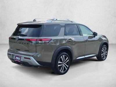 2023 Nissan Pathfinder Platinum 2WD