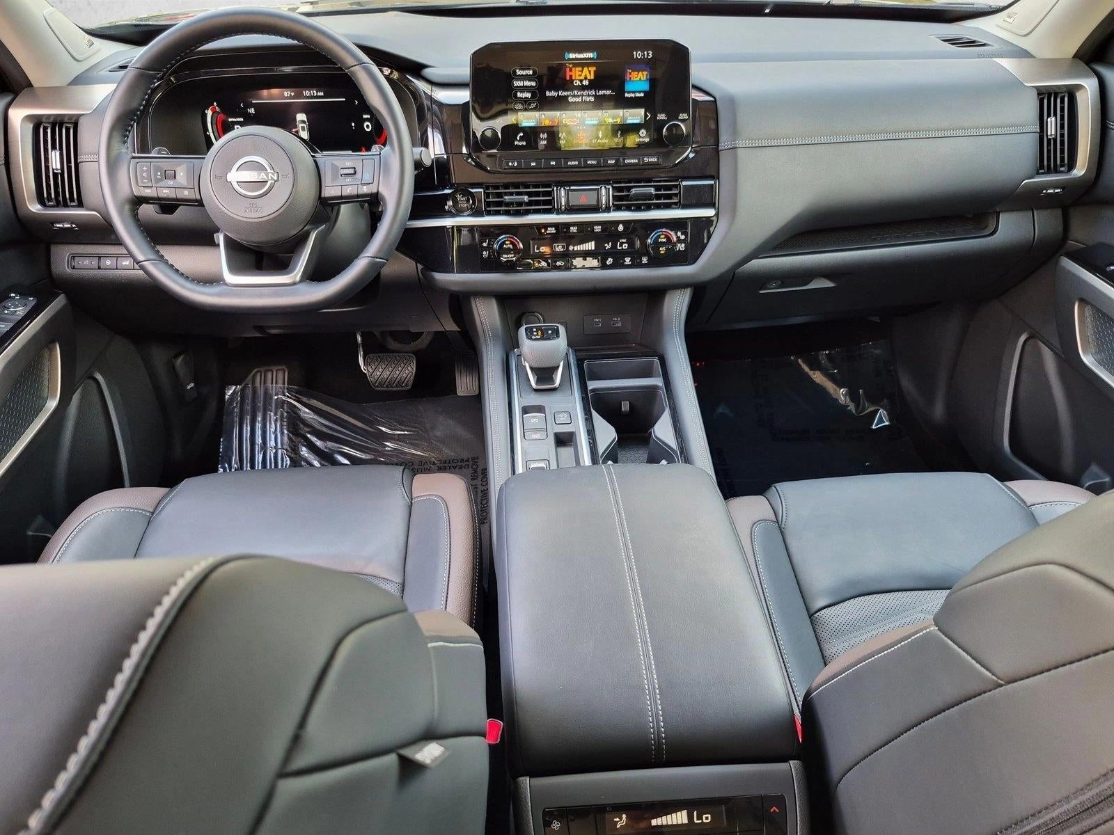 2025 Nissan Pathfinder Platinum 2WD