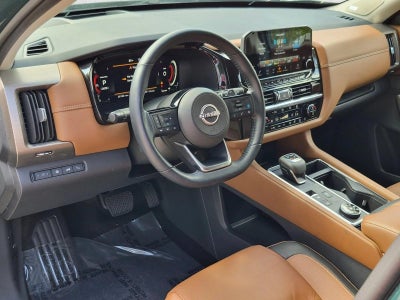 2023 Nissan Pathfinder Platinum 4WD