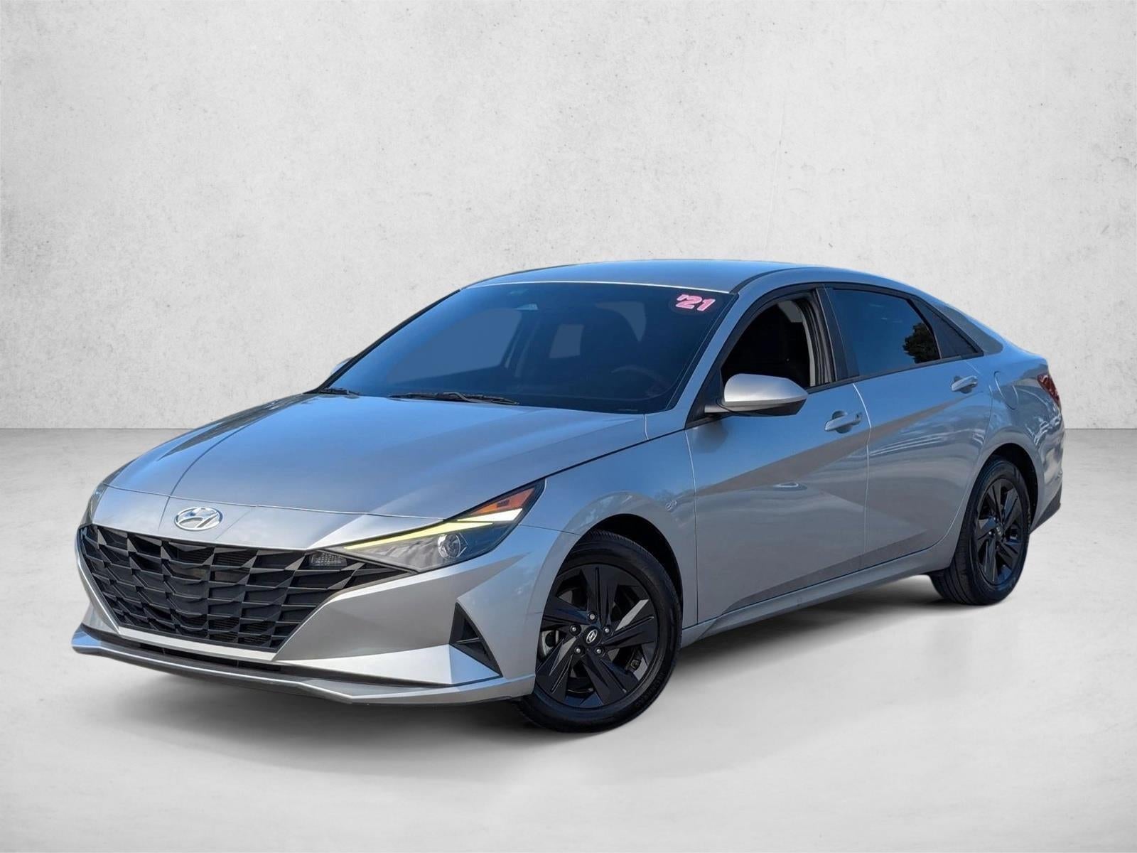 2021 Hyundai ELANTRA SEL IVT