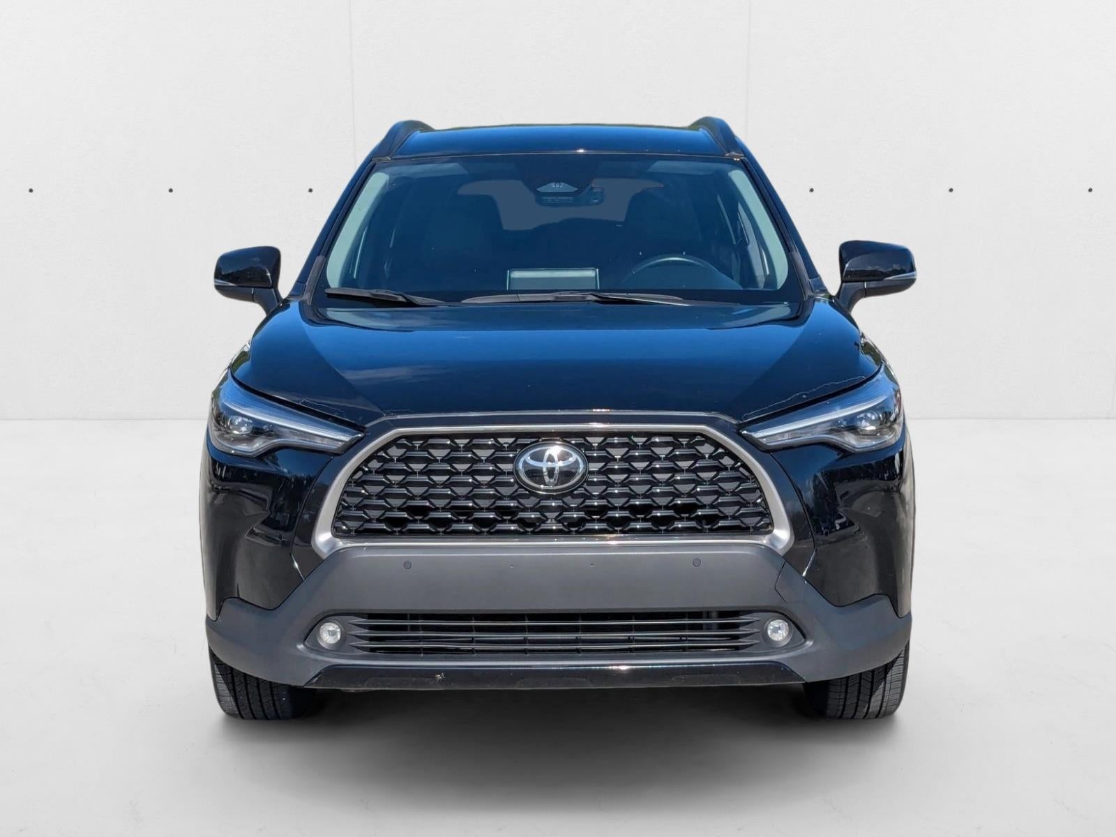 2023 Toyota Corolla Cross XLE 2WD (Natl)