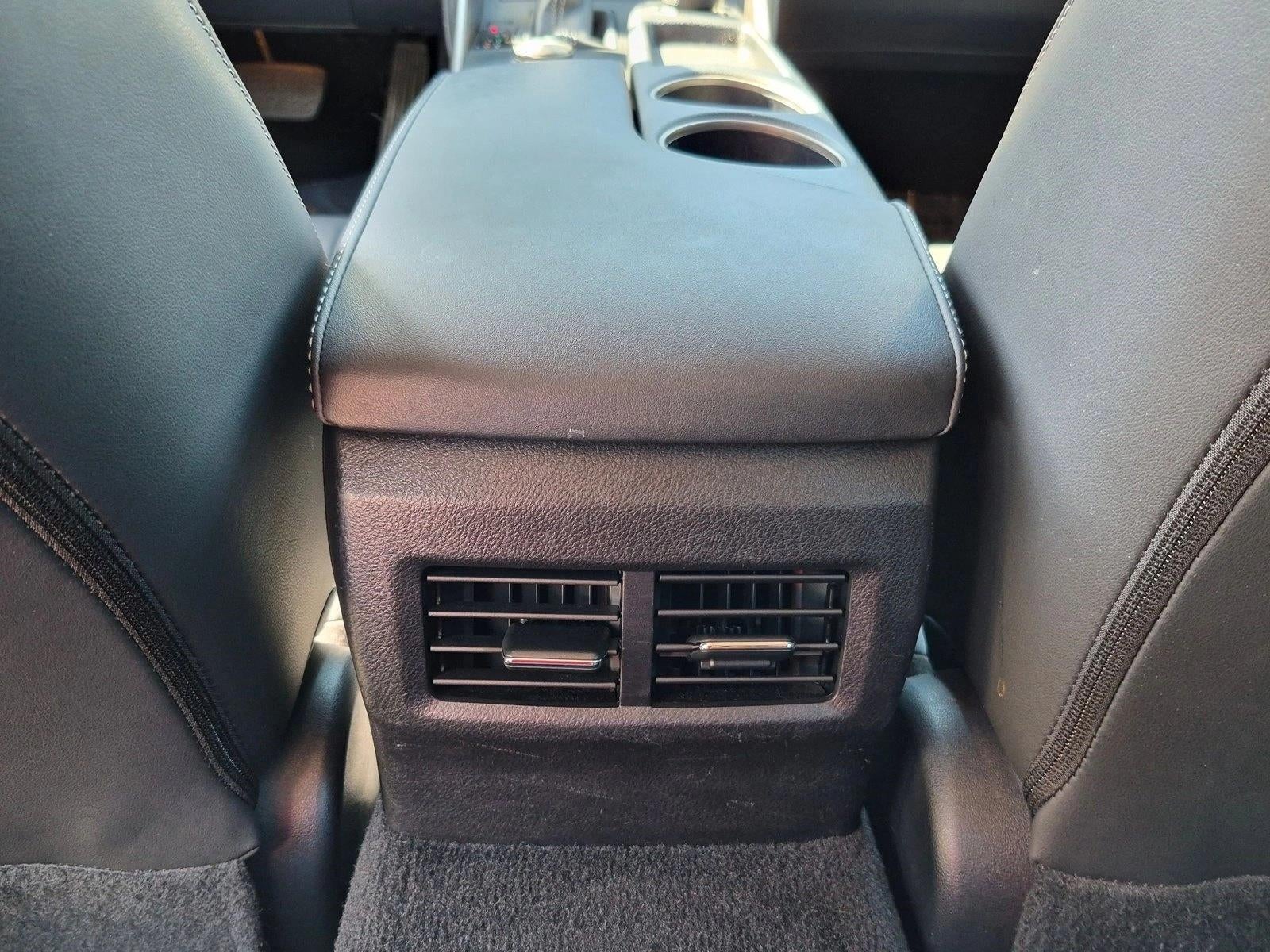 2016 Lexus IS Turbo 4dr Sdn