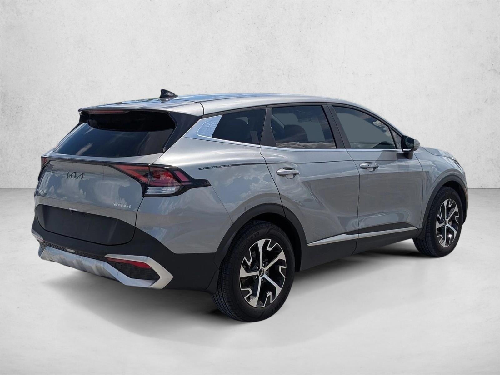 2024 Kia Sportage EX FWD