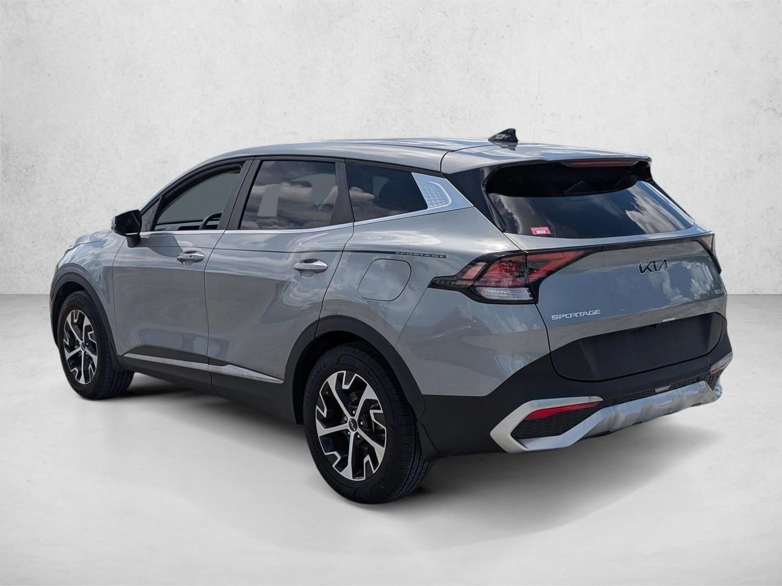 2024 Kia Sportage EX FWD