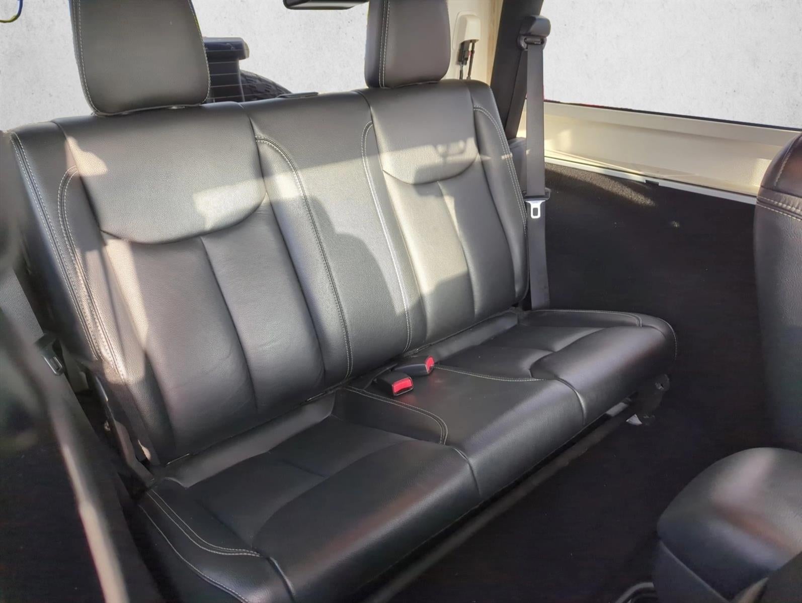 2016 Jeep Wrangler 4WD 2dr Sahara