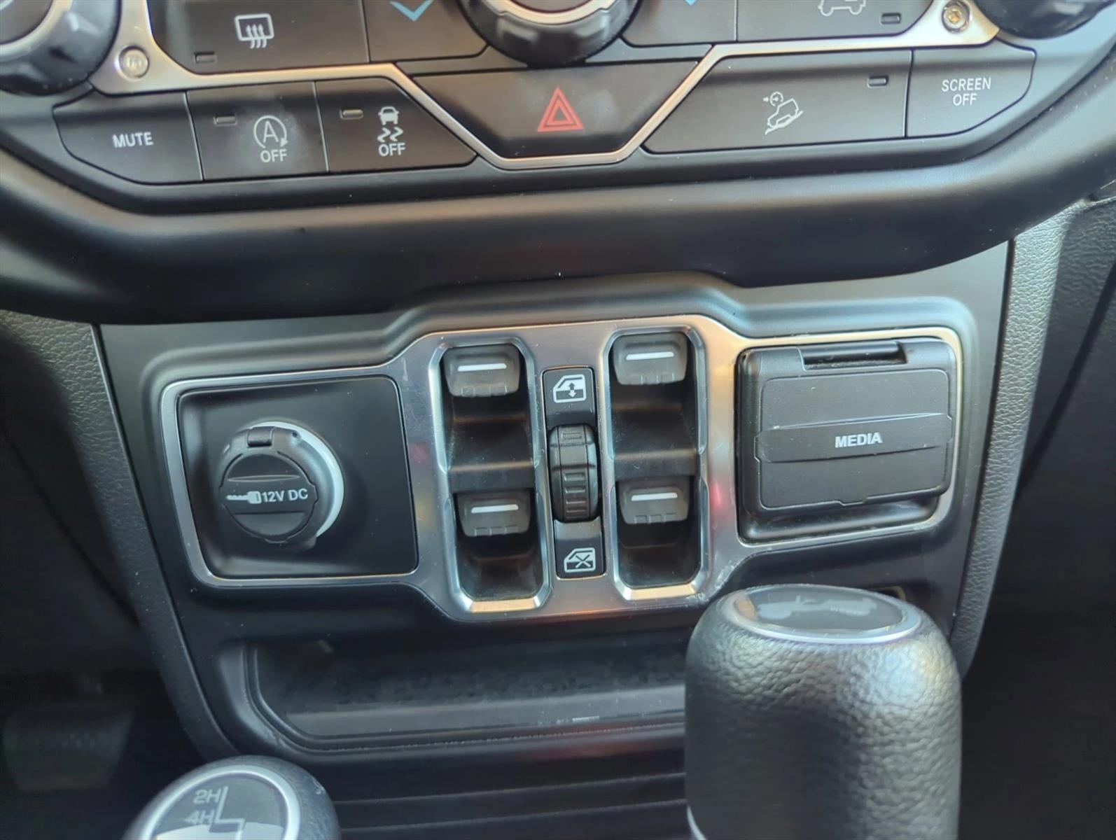 2020 Jeep Wrangler Unlimited Sahara 4x4