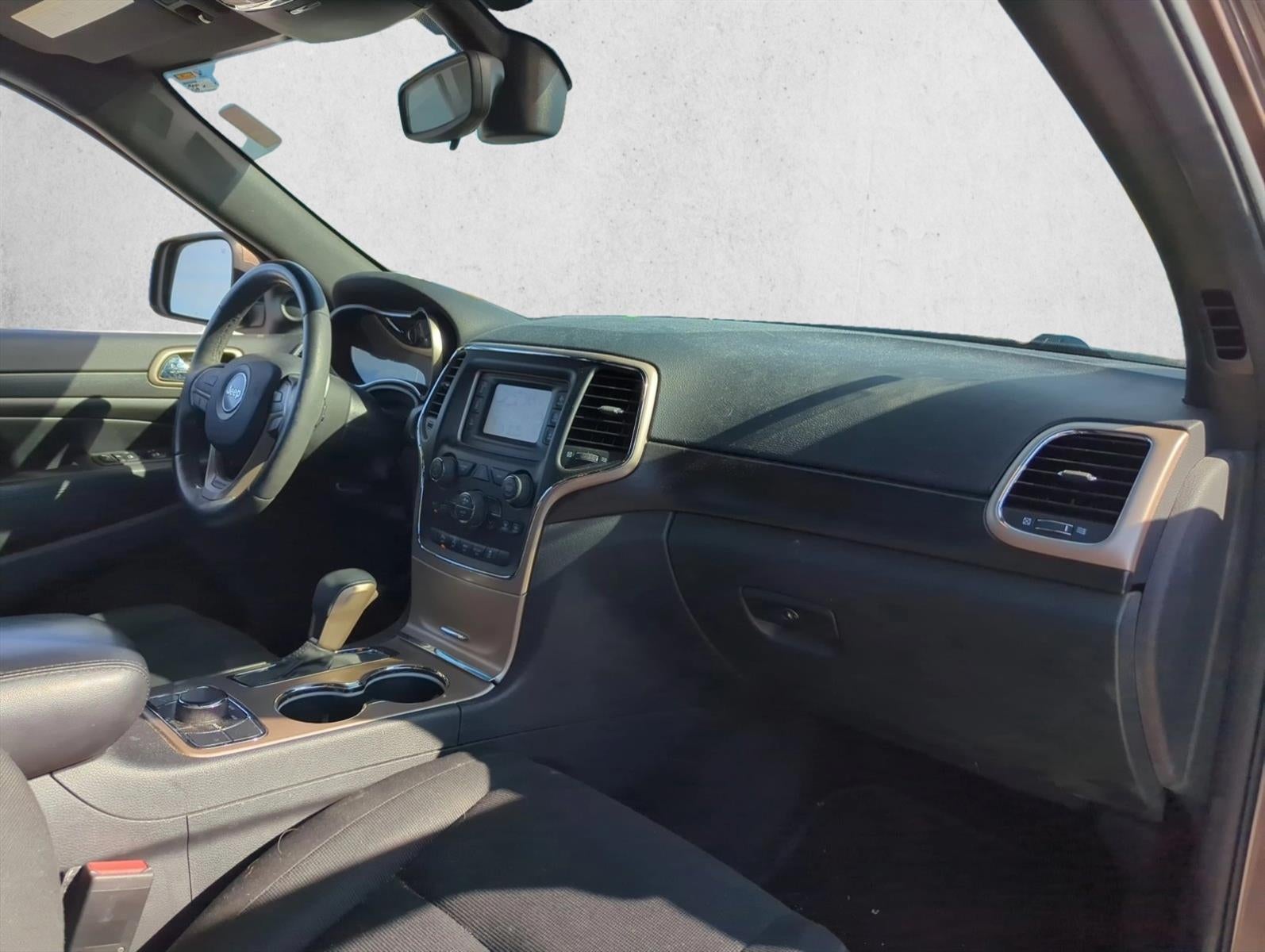 2017 Jeep Grand Cherokee Laredo 4x4