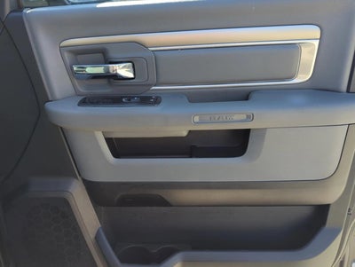 2015 RAM 1500 2WD Crew Cab 5.7 Ft Box Big Horn