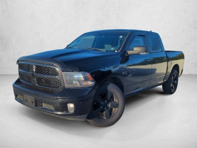 2019 RAM 1500 Classic Lone Star 4x2 Crew Cab 5'7" Box