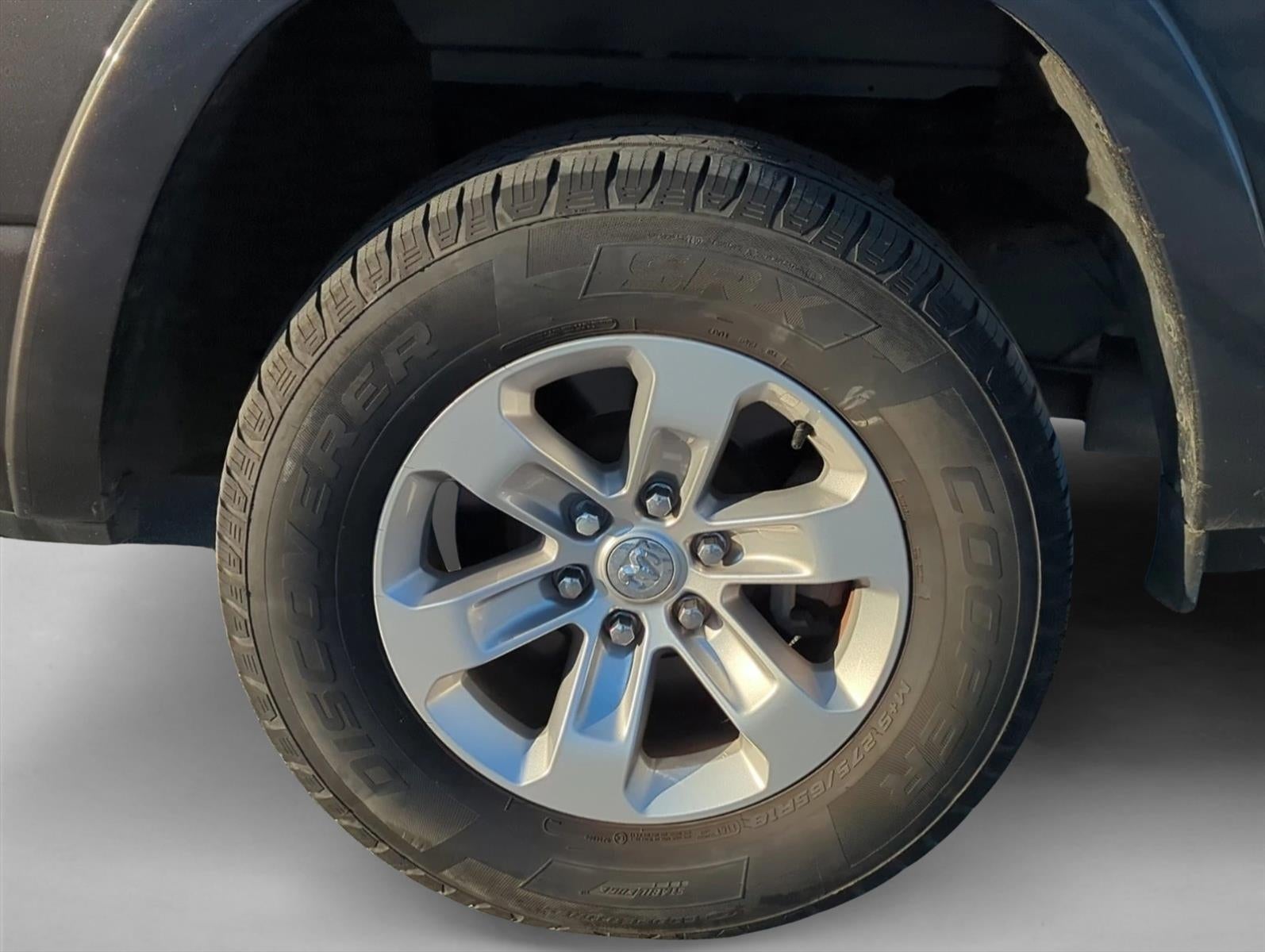 2020 RAM 1500 Laramie 4x2 Quad Cab 6'4" Box