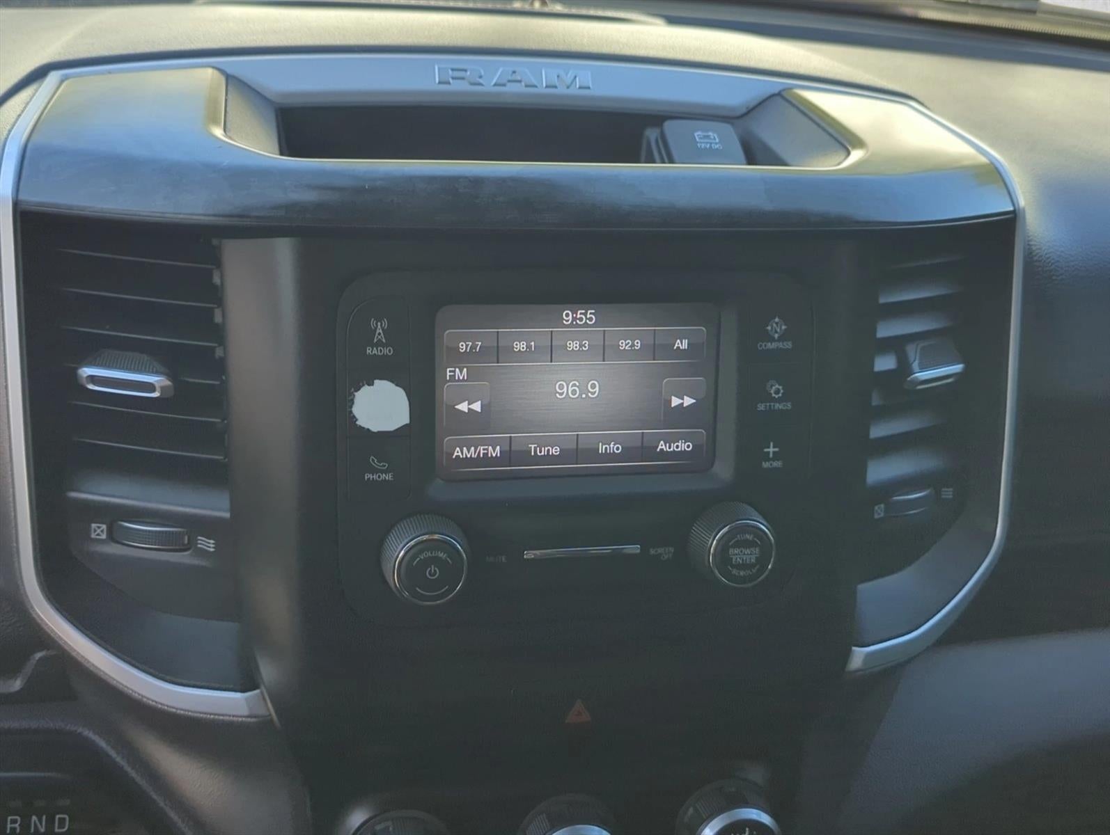 2021 RAM 1500 Big Horn 4x2 Crew Cab 5'7" Box