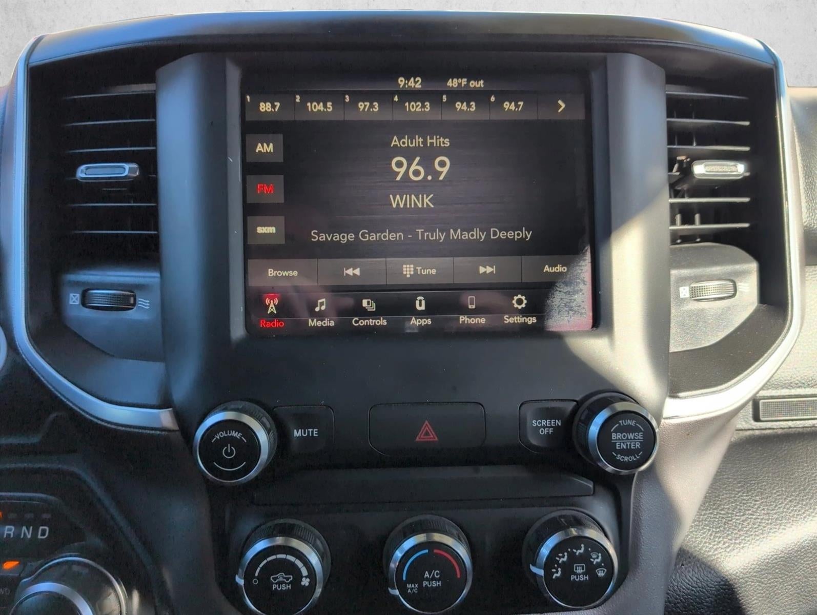 2019 RAM 1500 Big Horn/Lone Star 4x4 Crew Cab 5'7" Box