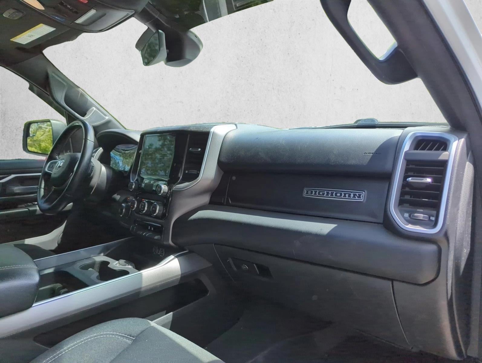 2022 RAM 1500 Big Horn 4x4 Crew Cab 5'7" Box