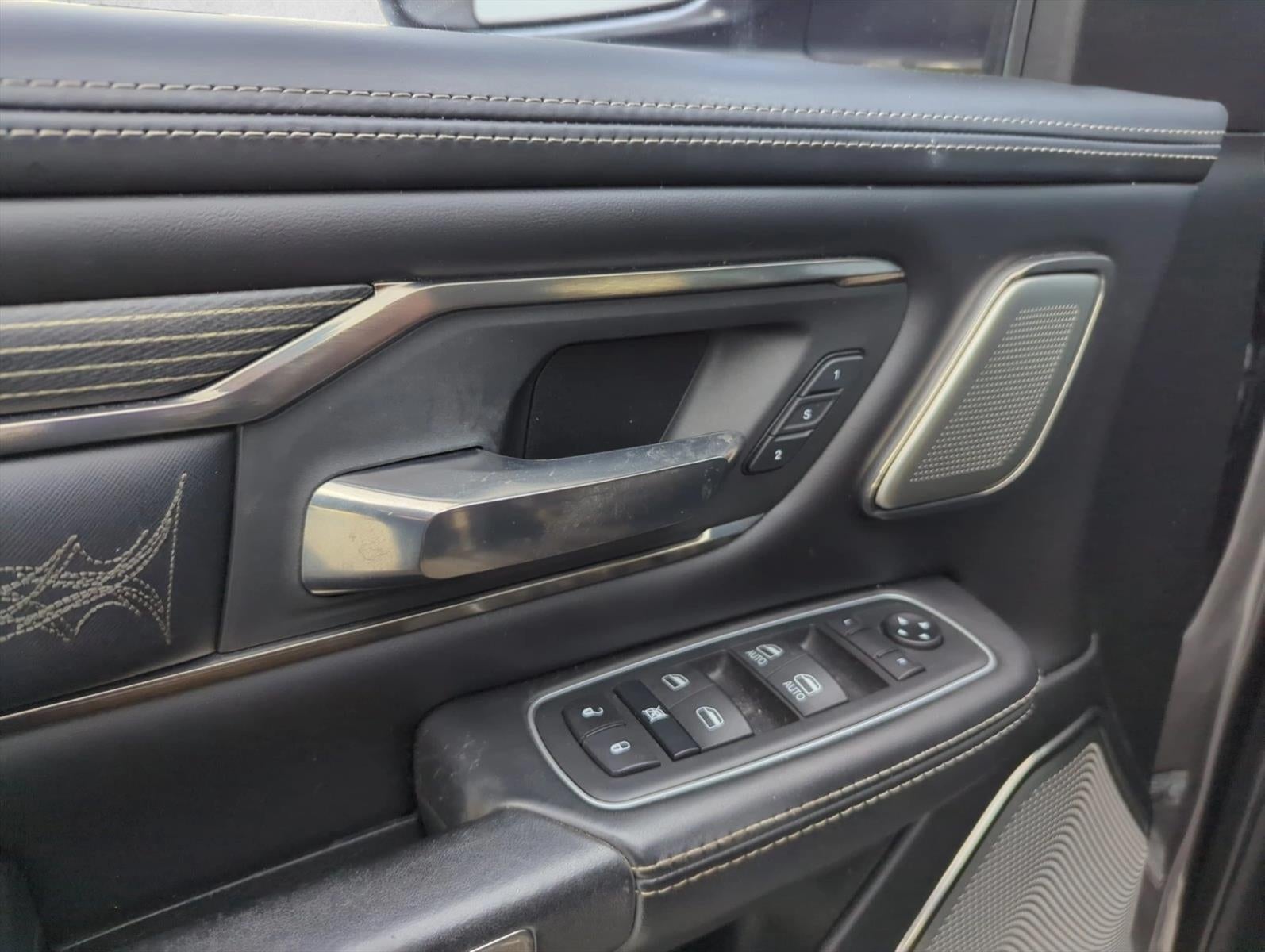 2020 RAM 1500 Limited 4x4 Crew Cab 6'4" Box
