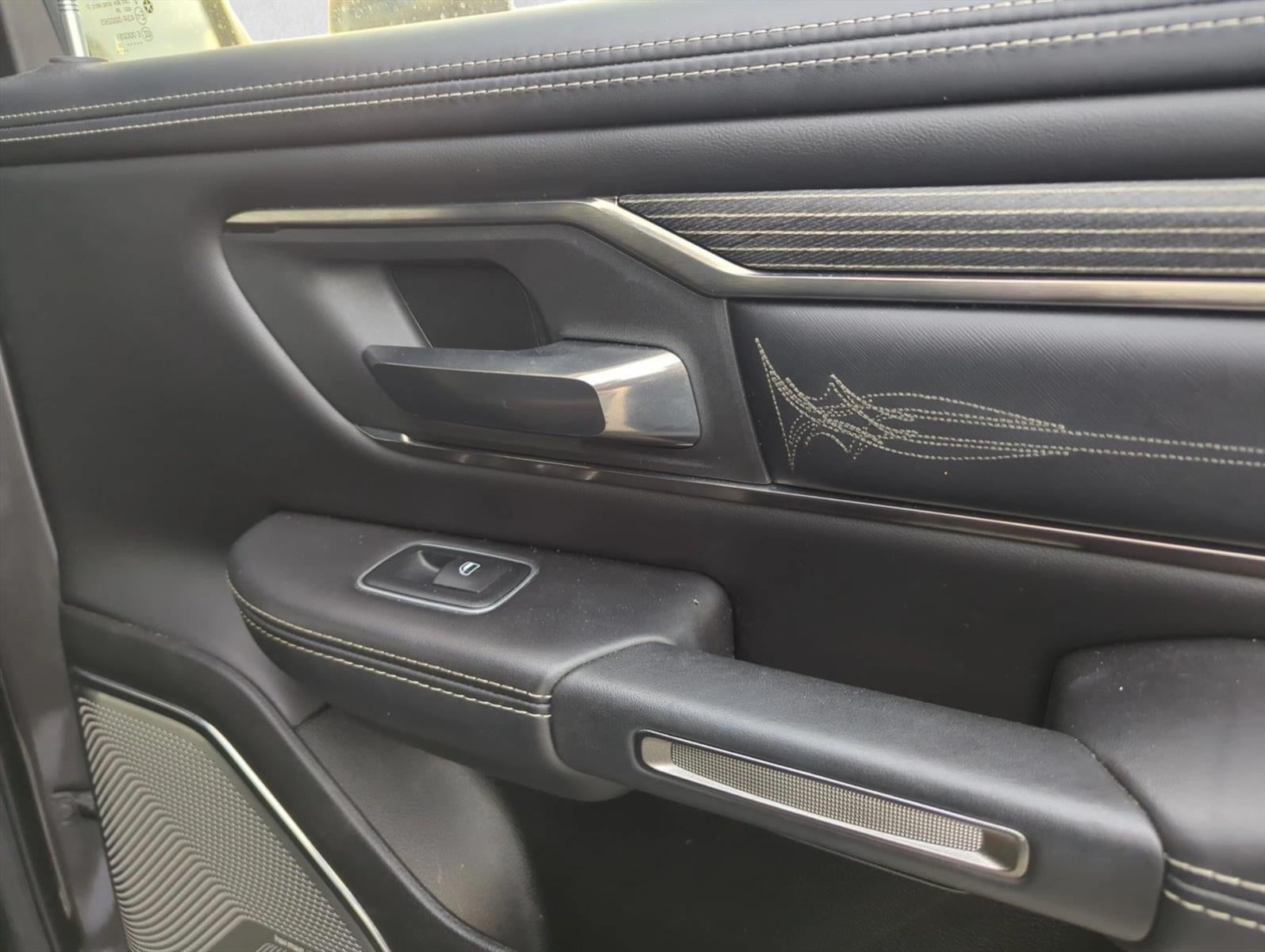 2020 RAM 1500 Limited 4x4 Crew Cab 6'4" Box