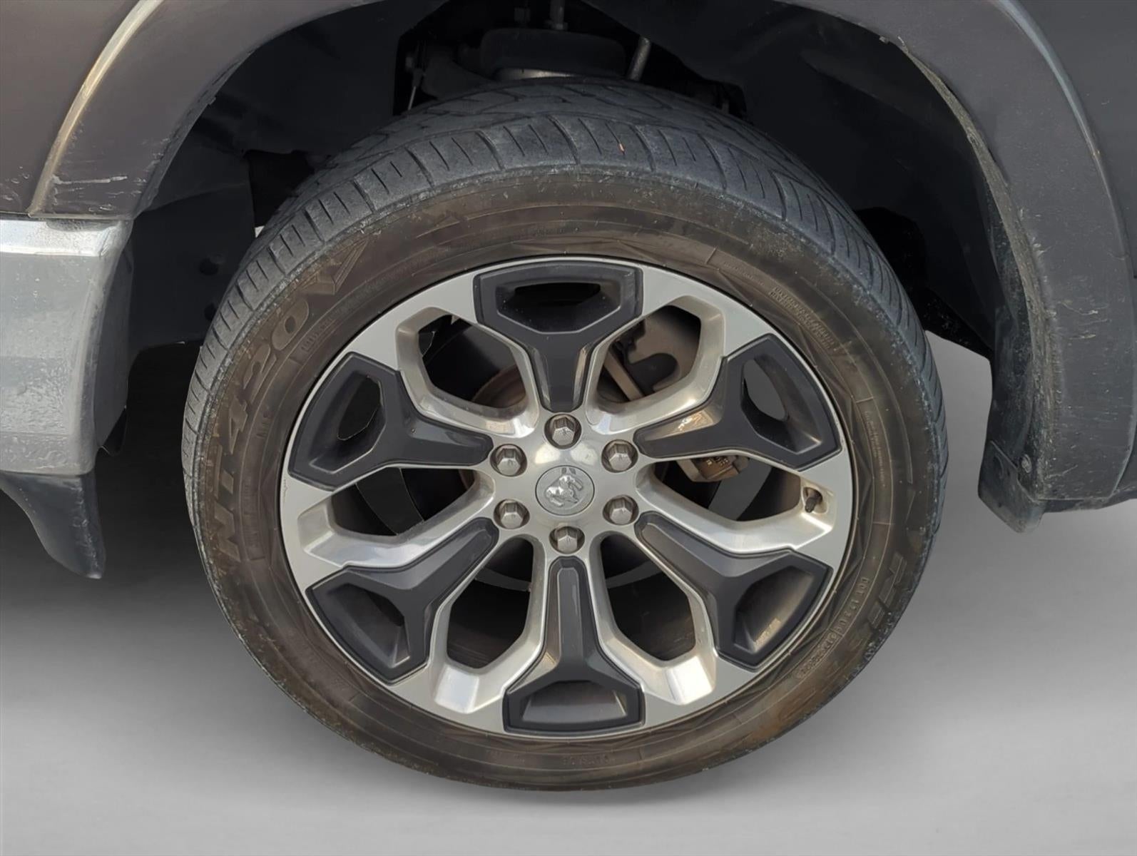 2020 RAM 1500 Limited 4x4 Crew Cab 6'4" Box