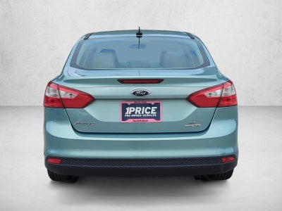 2012 Ford Focus 4dr Sdn SE