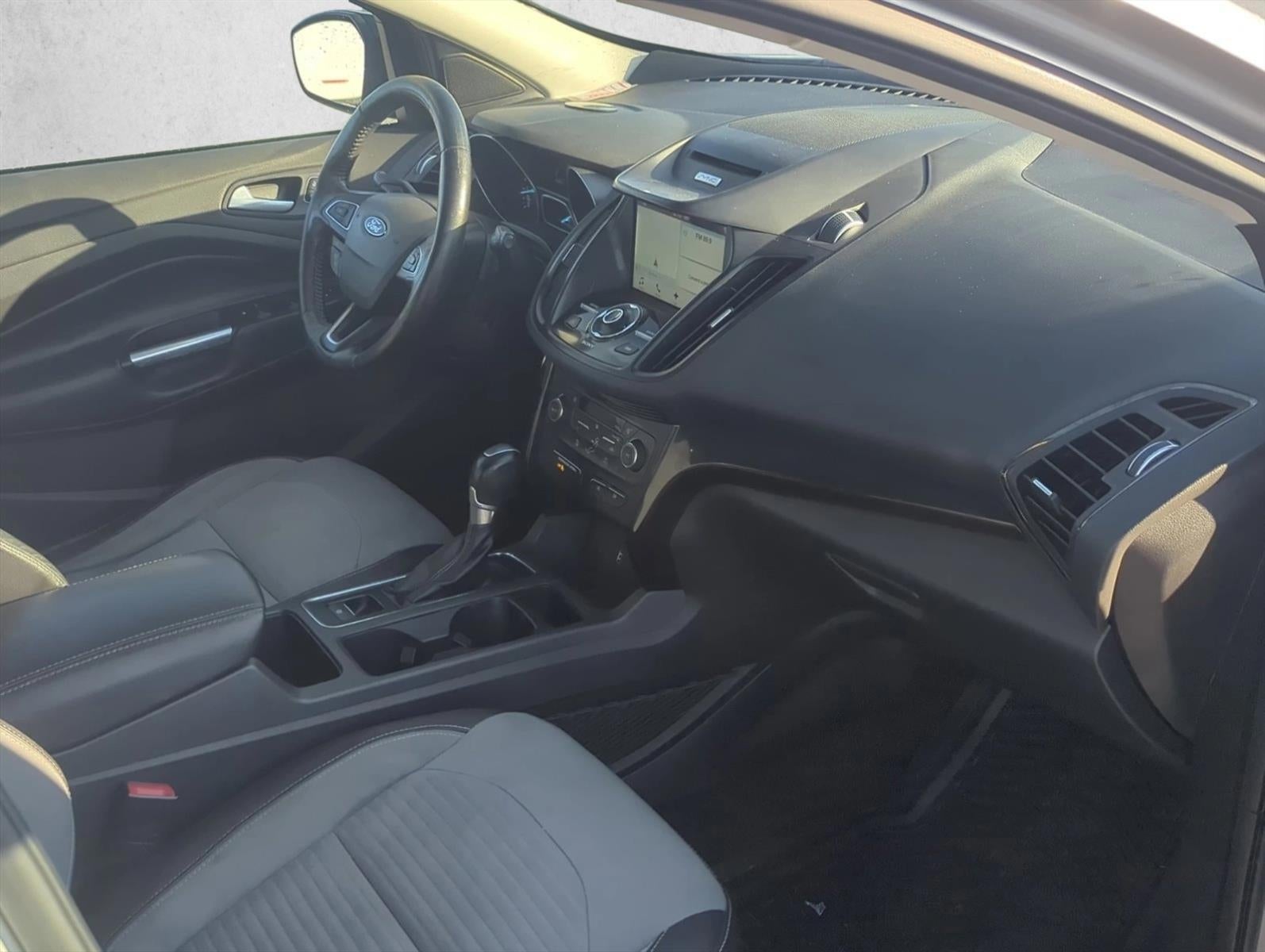 2017 Ford Escape Titanium FWD