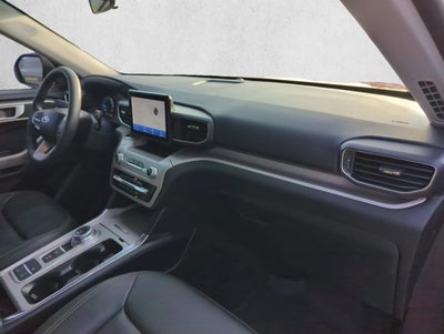 2023 Ford Explorer XLT RWD