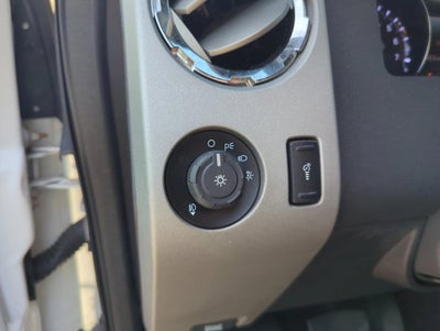 2015 Ford Super Duty F-250 SRW 4WD Crew Cab 6-3/4 Ft Box Lariat