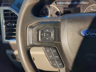 2017 Ford Super Duty F-250 SRW XLT 4WD Crew Cab 6.75' Box