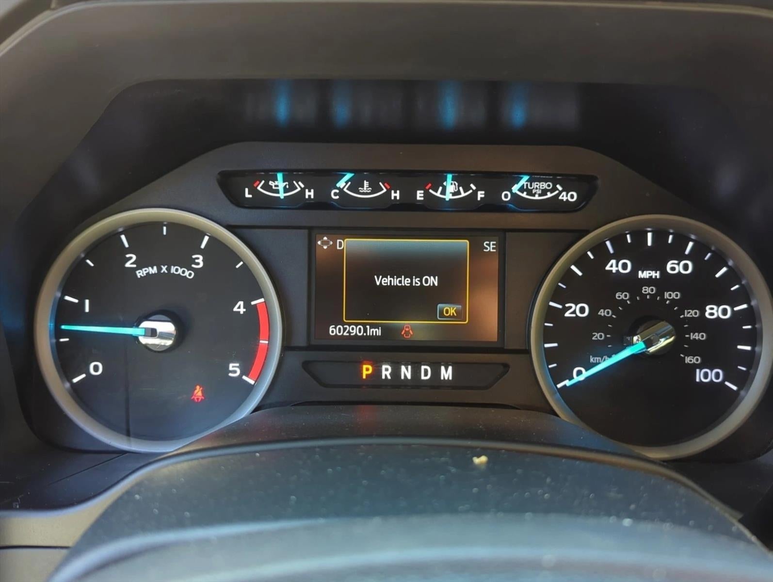 2022 Ford Super Duty F-350 DRW XLT 4WD Crew Cab 8' Box