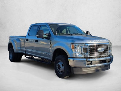 2022 Ford Super Duty F-350 DRW XLT 4WD Crew Cab 8' Box