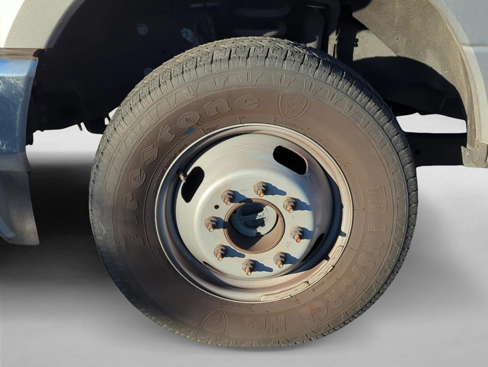 2022 Ford Super Duty F-350 DRW XLT 4WD Crew Cab 8' Box