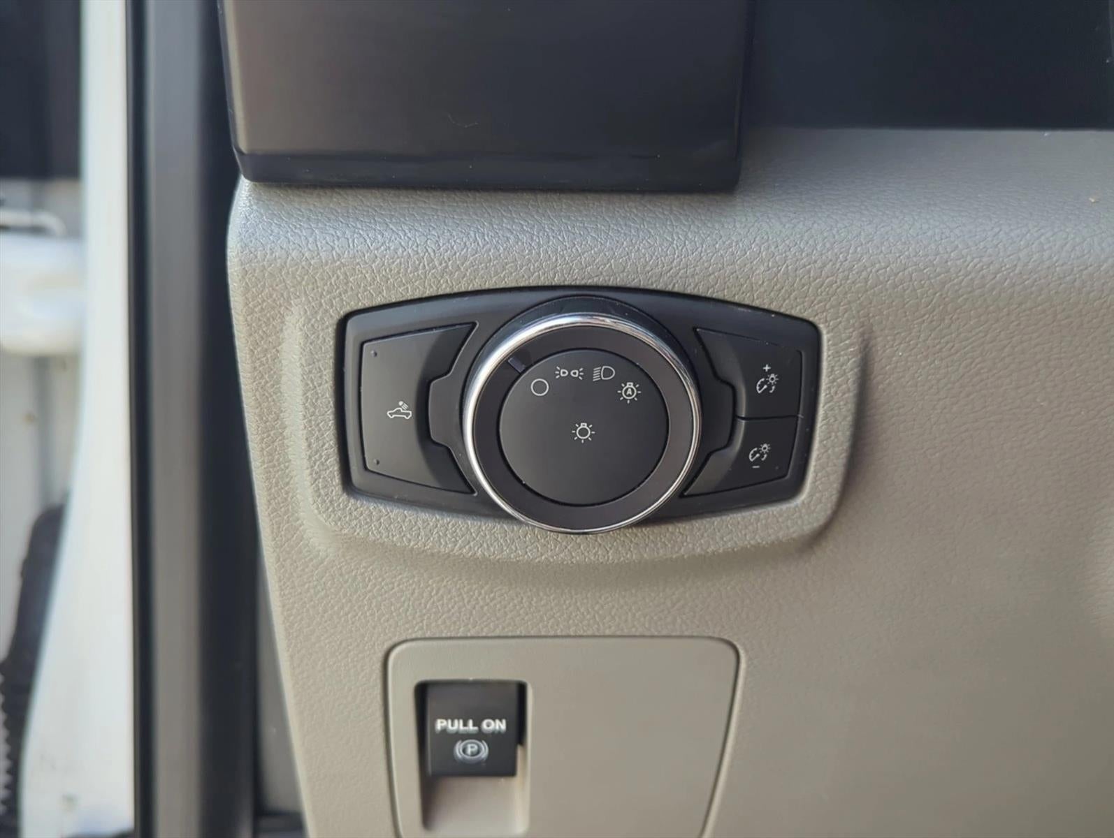 2019 Ford F-150 XL 4WD SuperCrew 5.5' Box