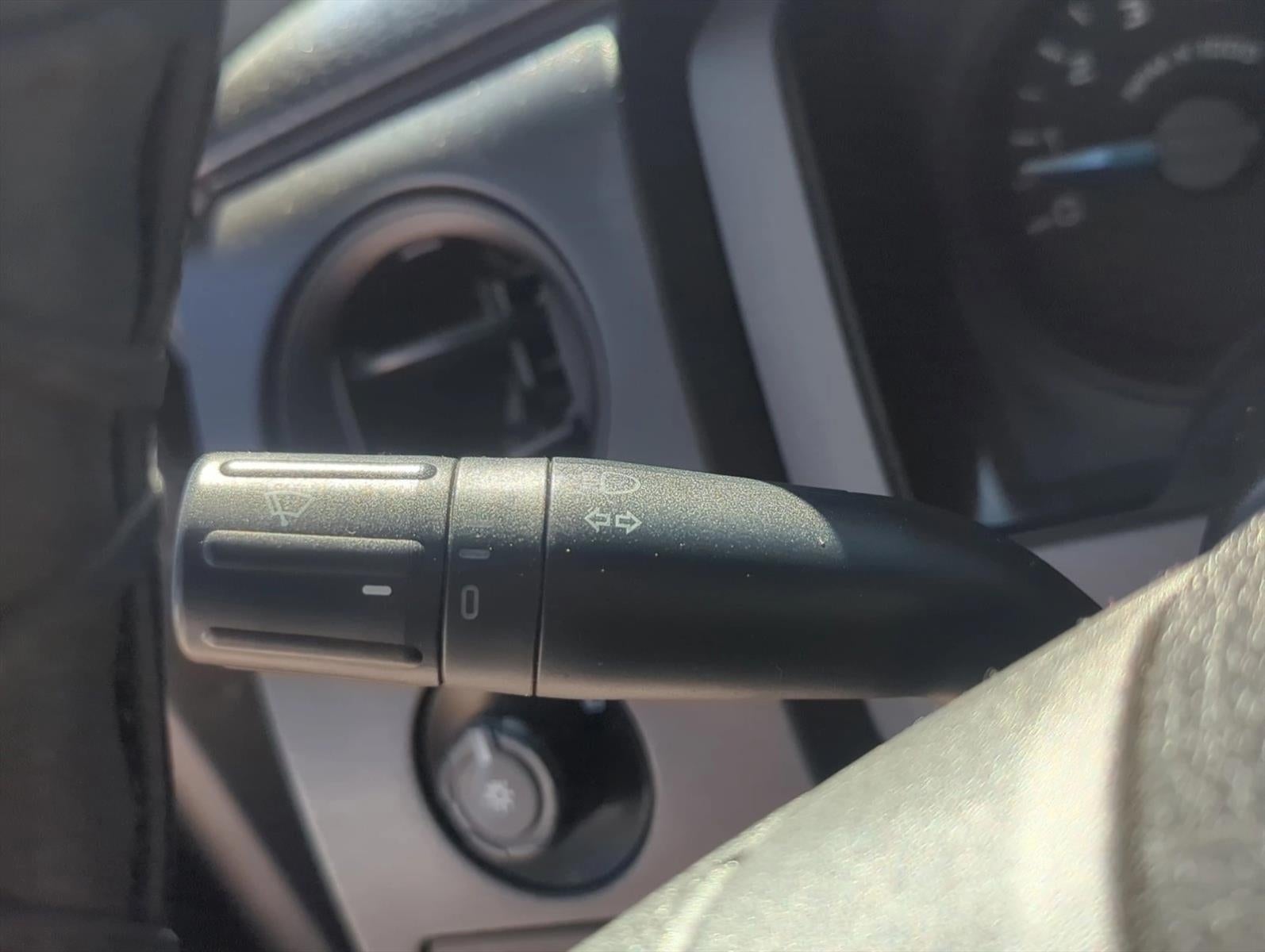 2013 Ford F-150 2WD SuperCab 6-1/2 Ft Box STX