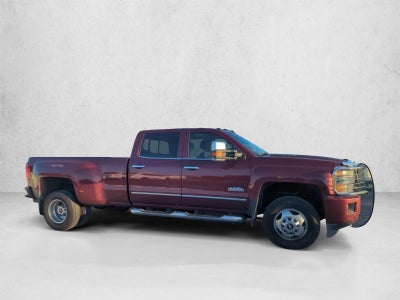2016 Chevrolet Silverado 3500 HD Crew Cab Long Box 4-Wheel Drive High Country