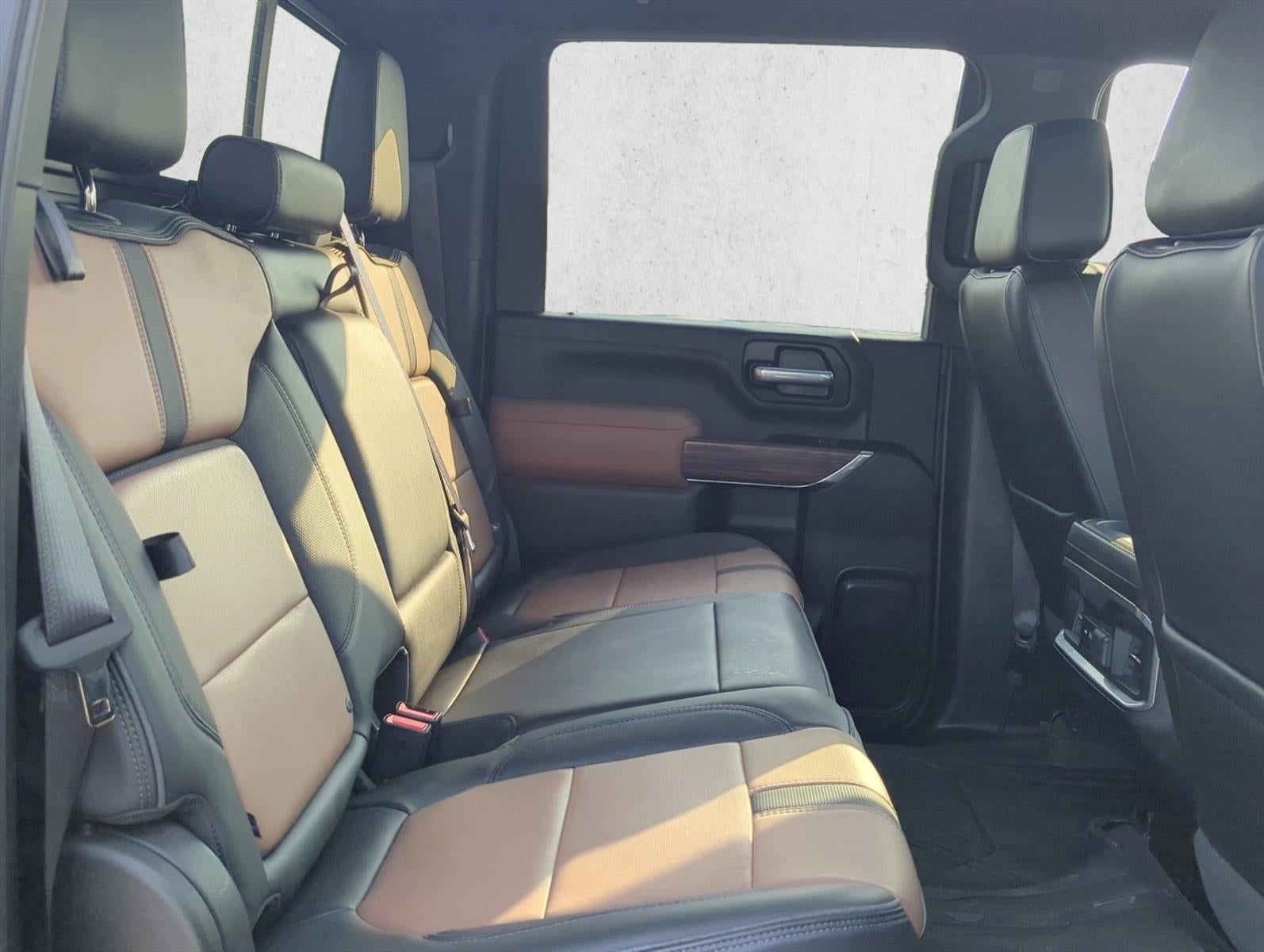 2022 Chevrolet Silverado 3500 HD Crew Cab Long Box 4-Wheel Drive High Country