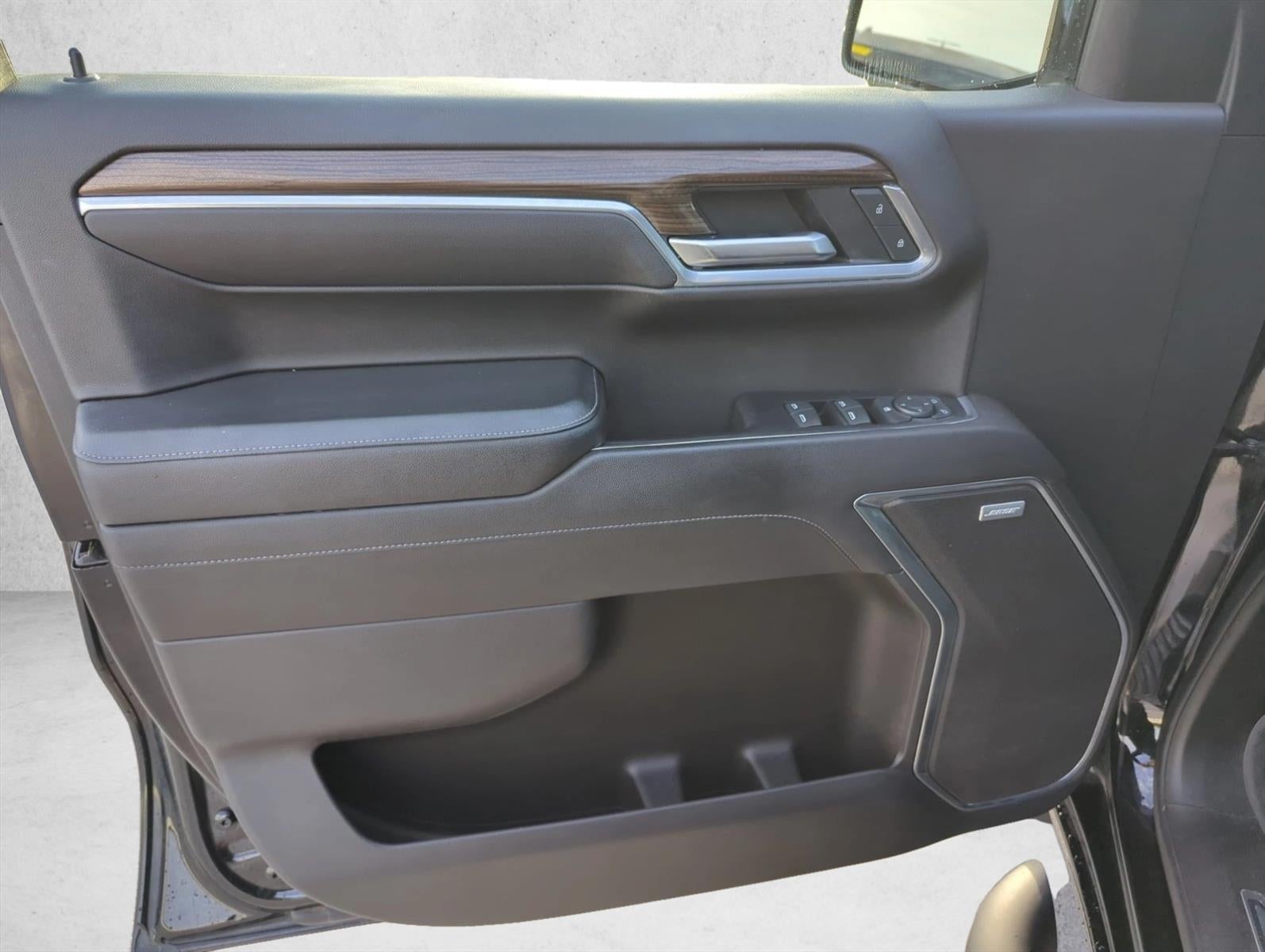 2022 Chevrolet Silverado 1500 Crew Cab Short Box 4-Wheel Drive RST