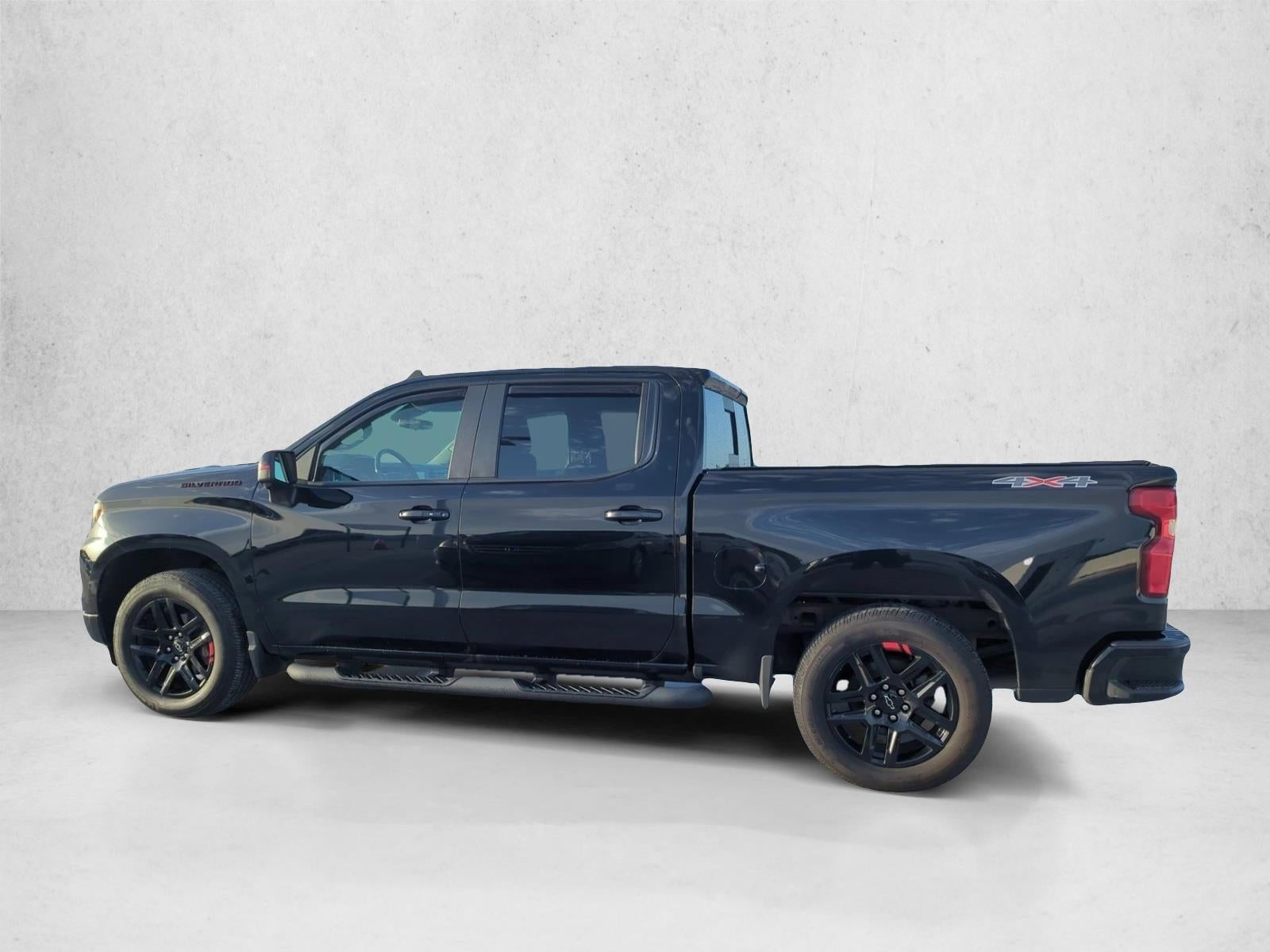 2022 Chevrolet Silverado 1500 Crew Cab Short Box 4-Wheel Drive RST