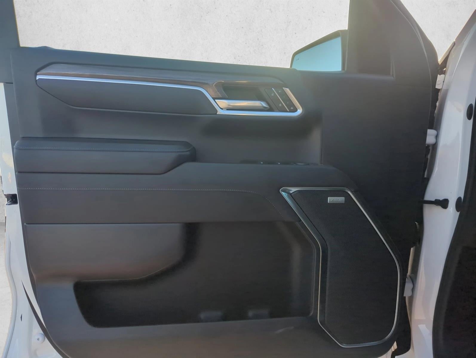 2023 Chevrolet Silverado 1500 Crew Cab Short Box 4-Wheel Drive LTZ