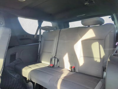 2024 Chevrolet Suburban 2WD LS