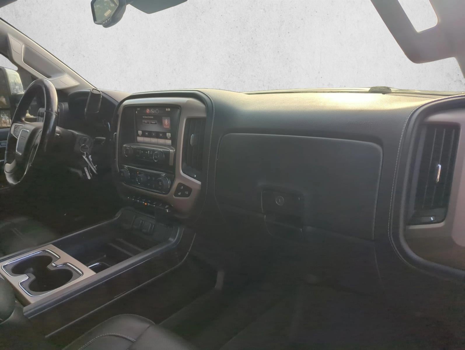 2015 GMC Sierra 2500HD available WiFi Crew Cab Standard Box 4-Wheel Drive Denali