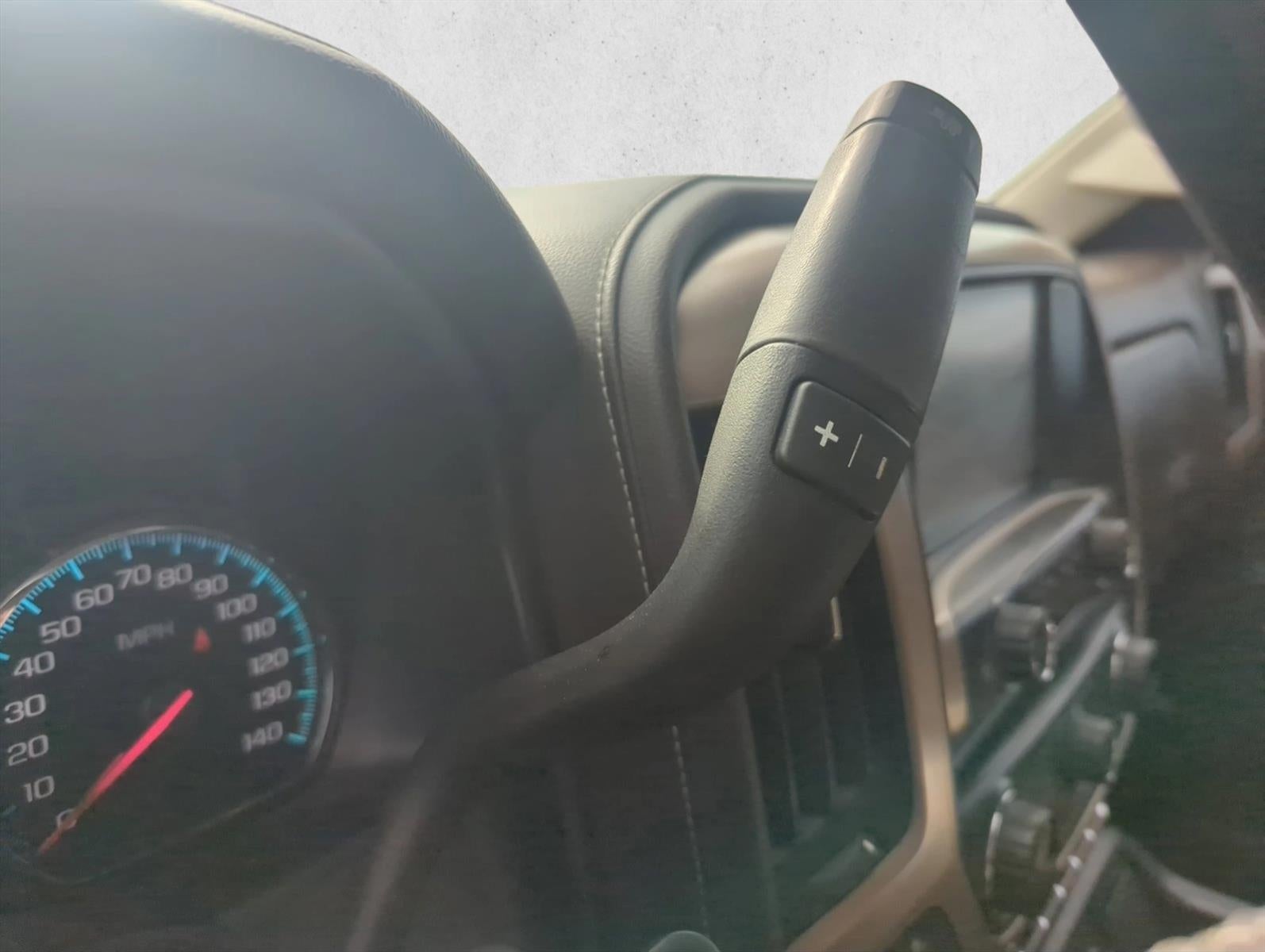 2018 GMC Sierra 3500HD Crew Cab Long Box 4-Wheel Drive Denali