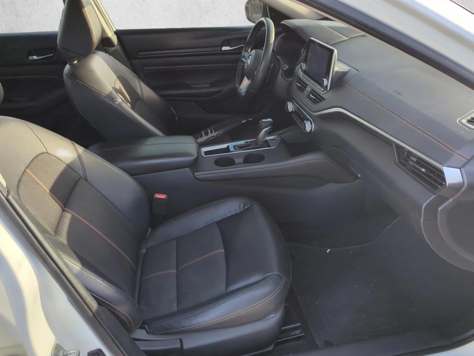 2020 Nissan Altima 2.5 SR Sedan