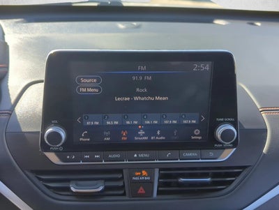 2022 Nissan Altima 2.5 SR Sedan