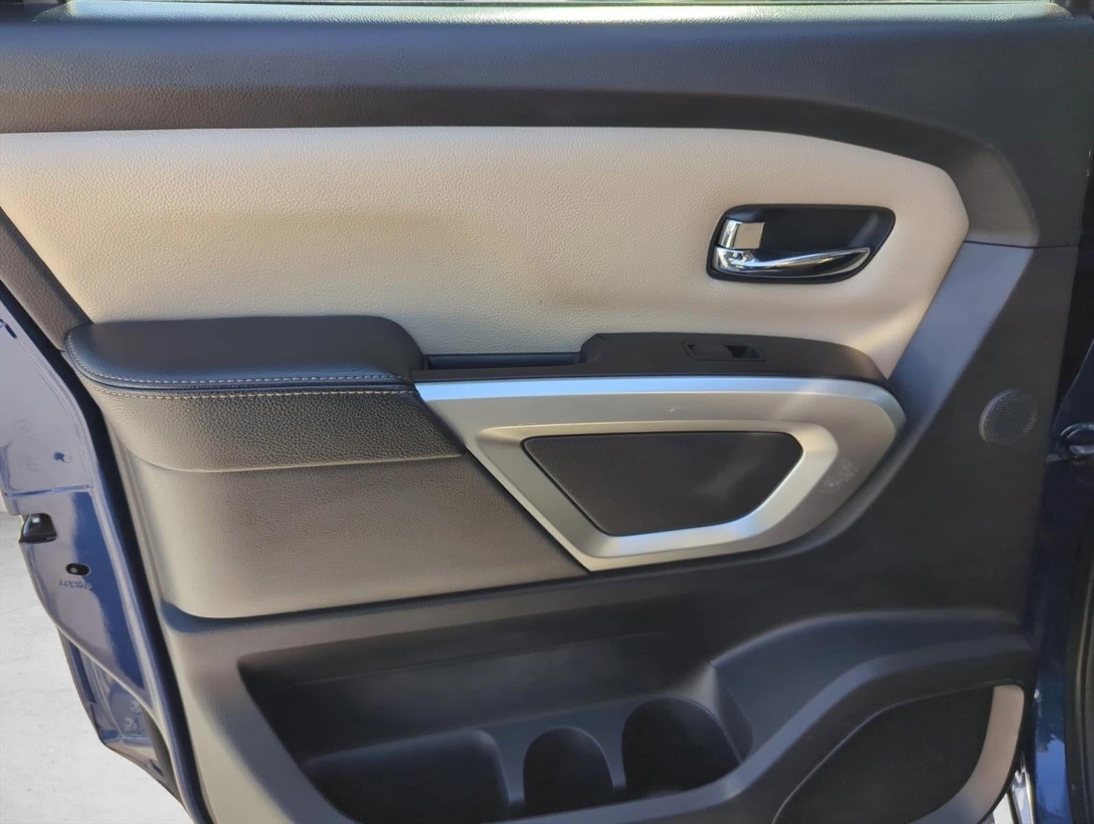 2016 Nissan Titan XD 4WD Crew Cab SL Diesel