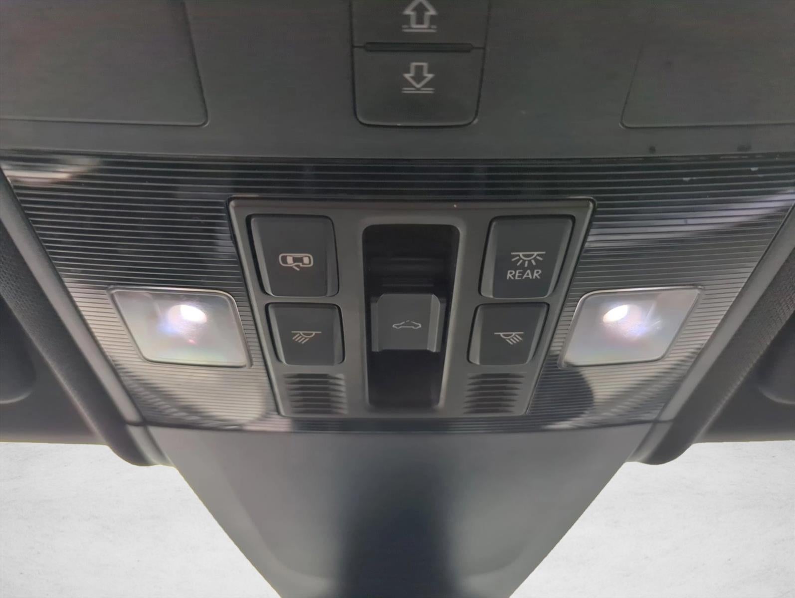 2021 Volkswagen Atlas Cross Sport 3.6L V6 SEL R-Line FWD